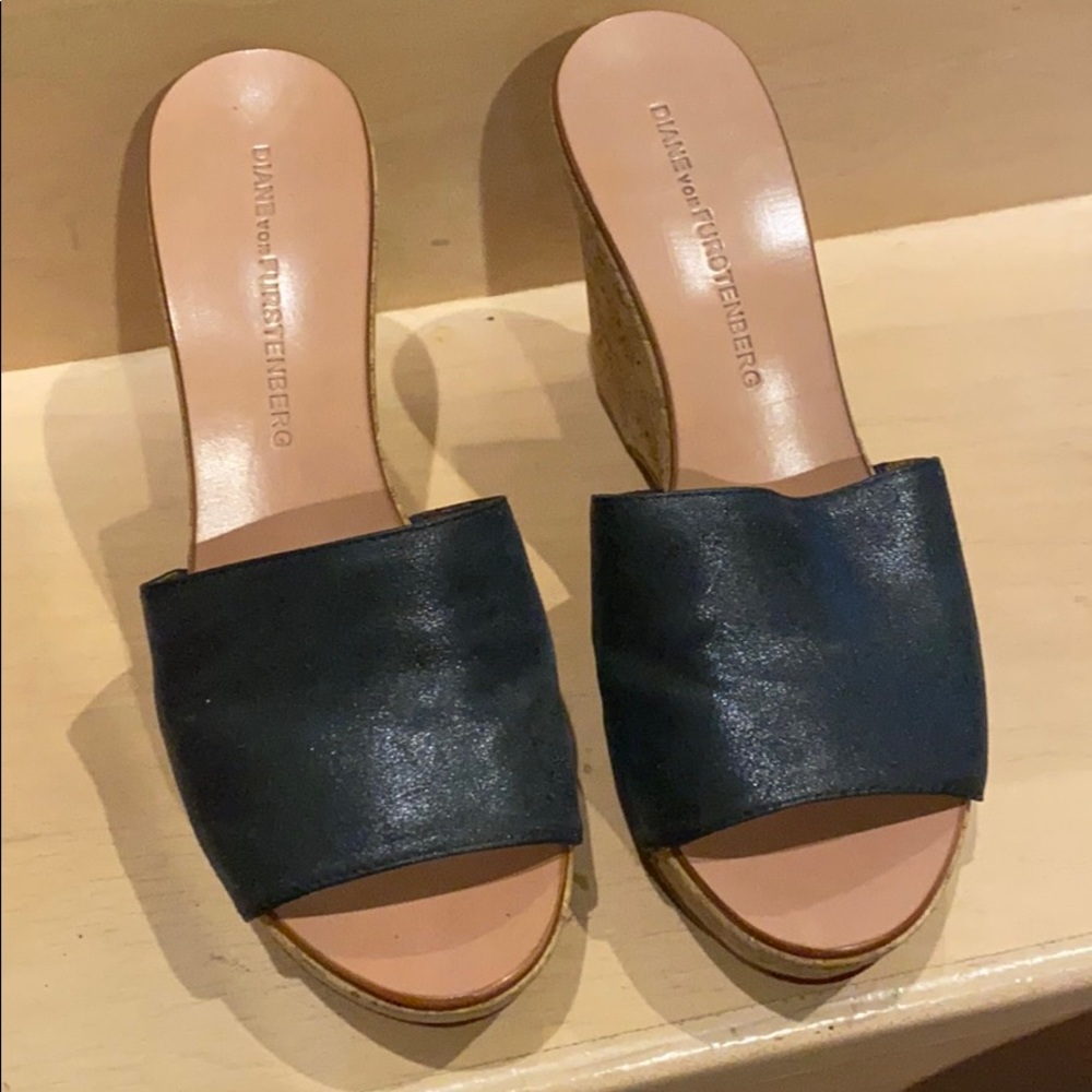 DIANE von FURSTENBERG Women’s Wedges